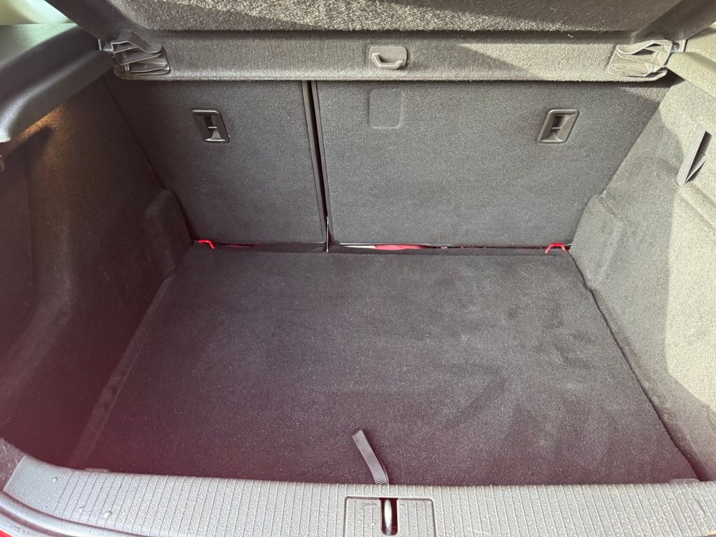 Used Vauxhall Astra 2015 for sale - 76333552: Photo 9