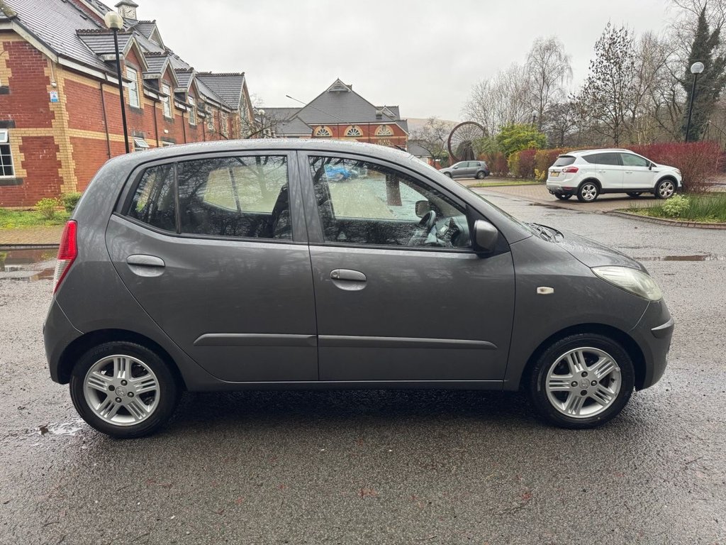 Used Hyundai i10 2010 for sale - 77383865: Photo 5