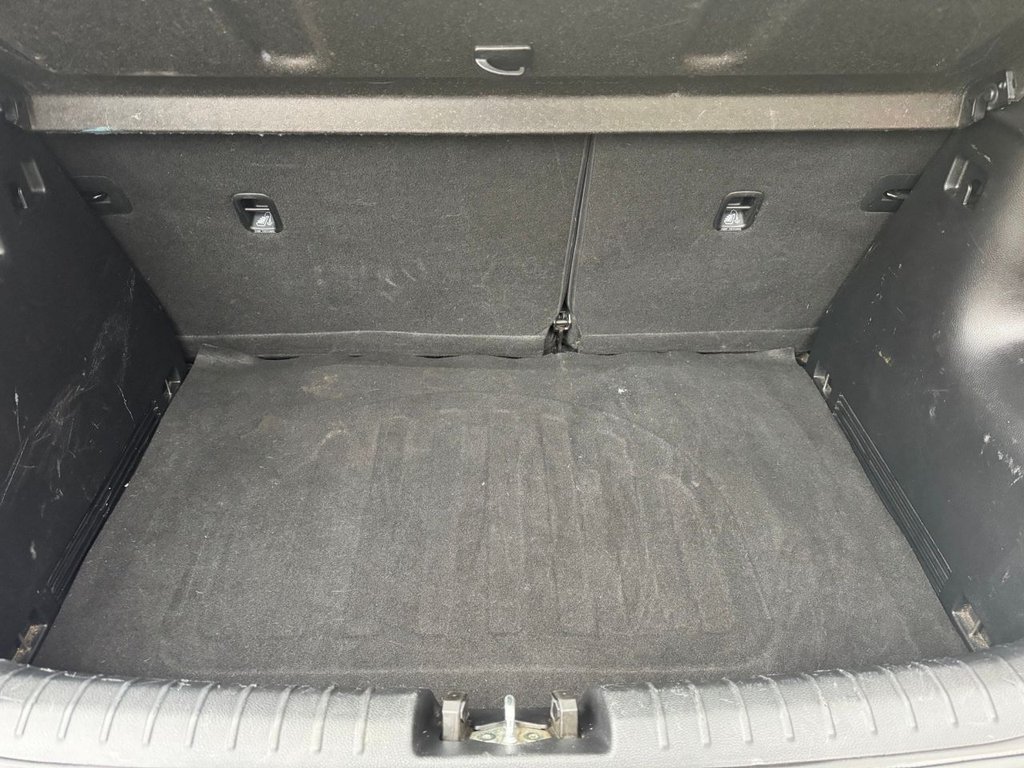 Used Kia Stonic 2018 for sale - 77451892: Photo 14