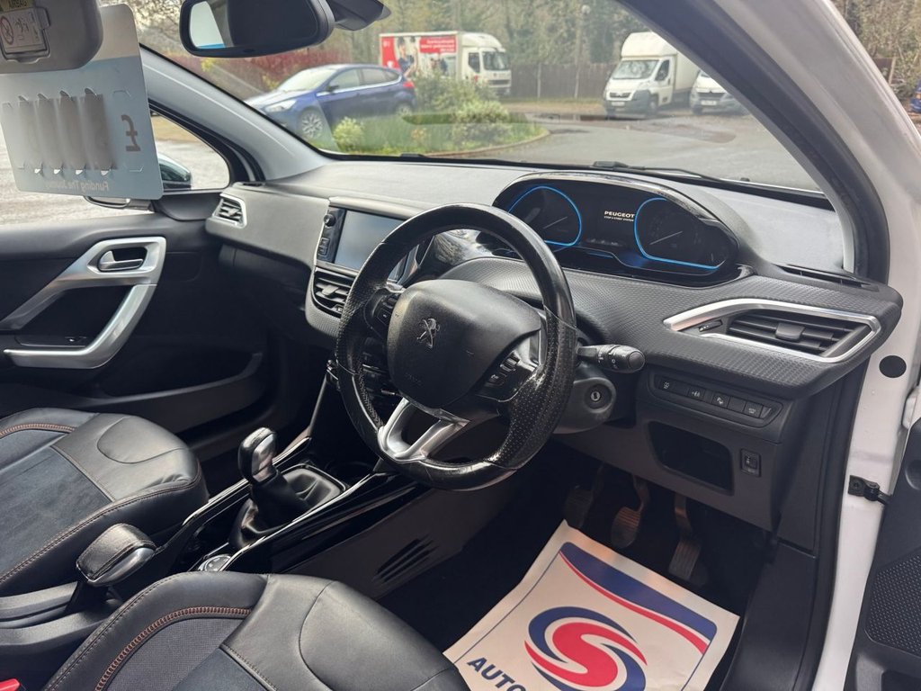 Used Peugeot 2008 2015 for sale - 76686408: Photo 10