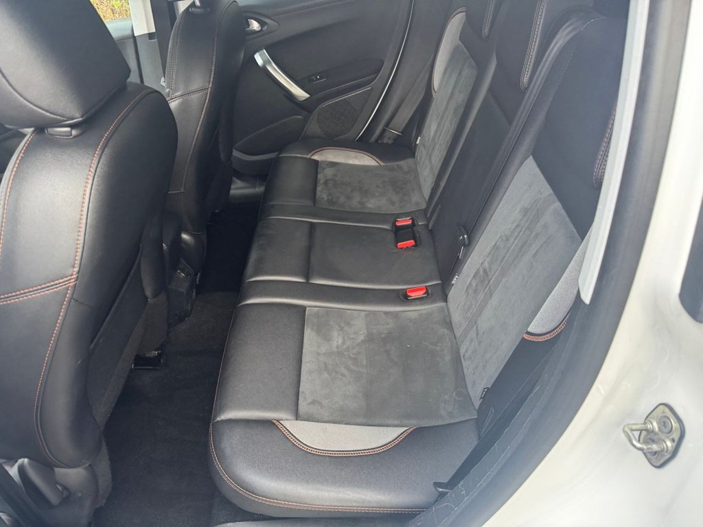 Used Peugeot 2008 2015 for sale - 76686408: Photo 13