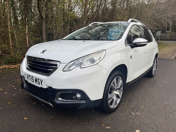Used Peugeot 2008 2015 for sale - 76686408: Photo