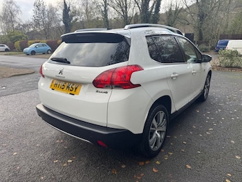 Used Peugeot 2008 2015 for sale - 76686408: Photo