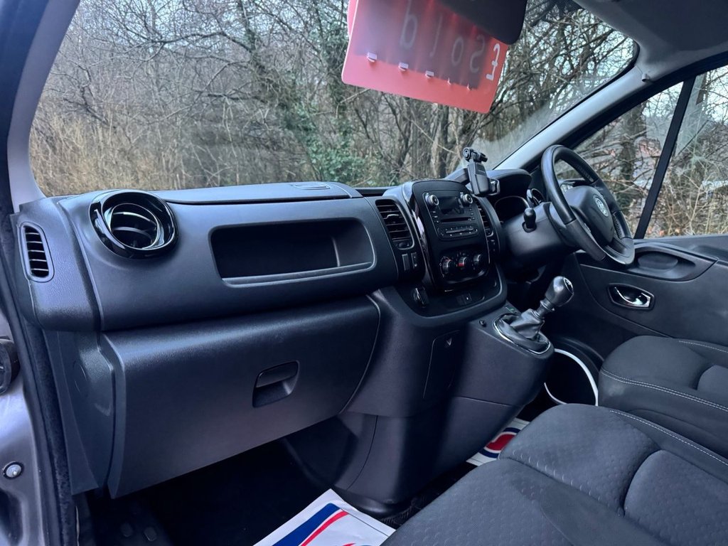 Used Vauxhall Vivaro 2018 for sale - 77227070: Photo 12