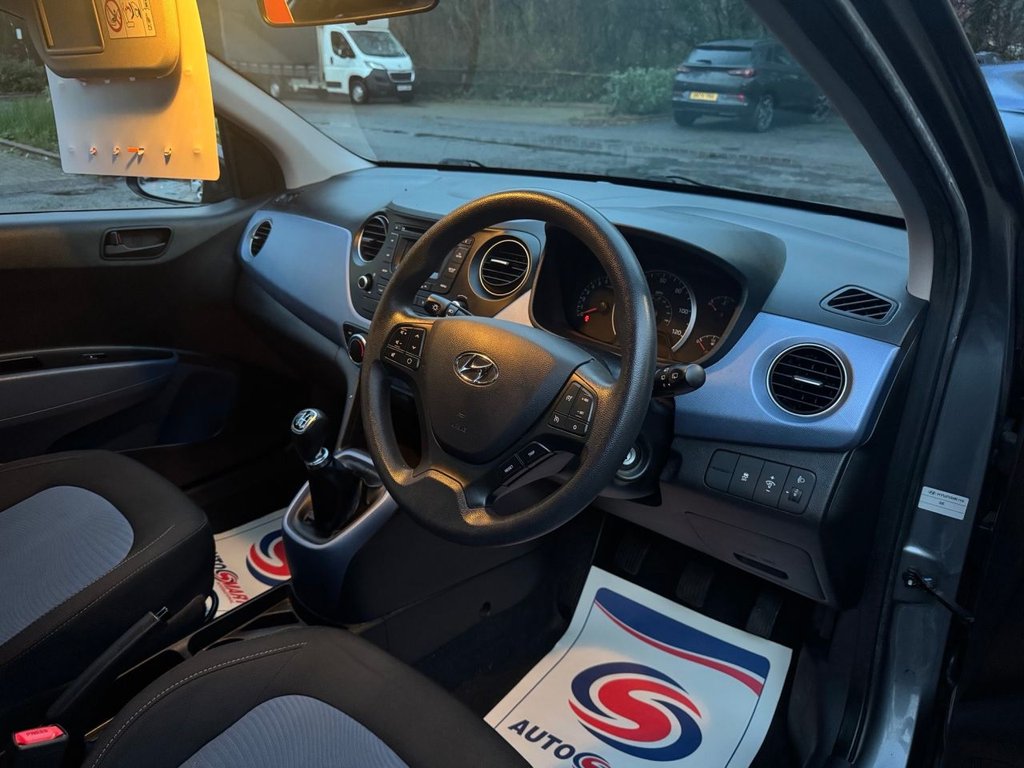 Used Hyundai i10 2015 for sale - 76986111: Photo 12