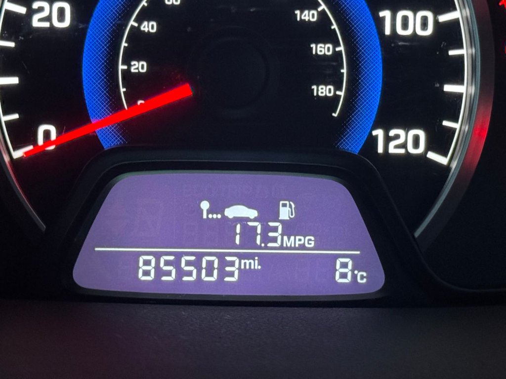 Used Hyundai i10 2015 for sale - 76986111: Photo 17