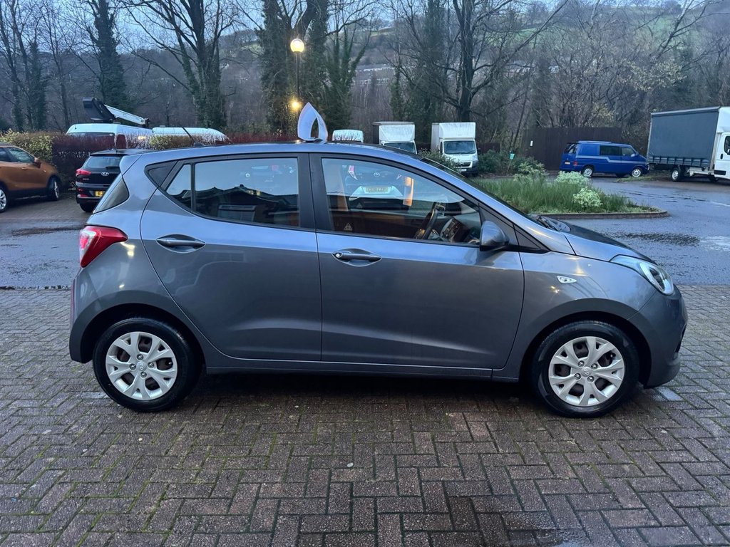 Used Hyundai i10 2015 for sale - 76986111: Photo 7