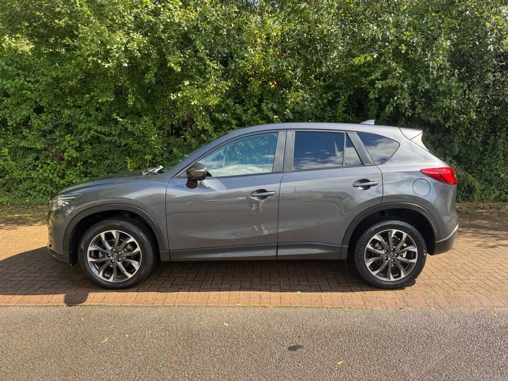 Used Mazda CX-5 2017 for sale - 75998655: Photo 2