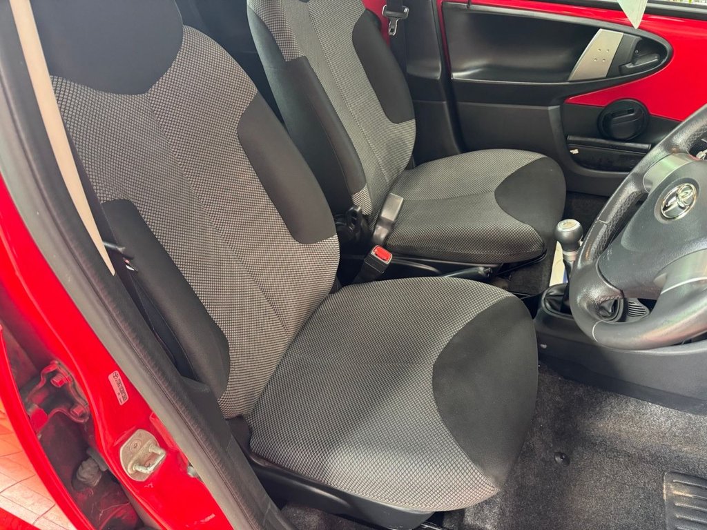 Used Toyota AYGO 2013 for sale - 76900760: Photo 13