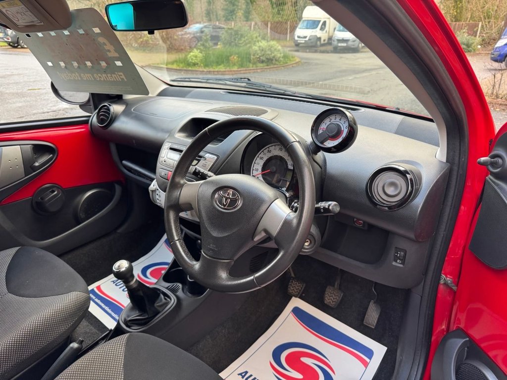 Used Toyota AYGO 2013 for sale - 76900760: Photo 9
