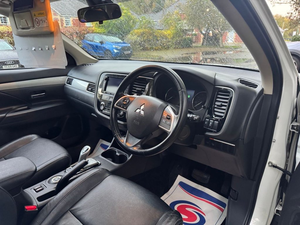 Used Mitsubishi Outlander 2015 for sale - 76367798: Photo 10