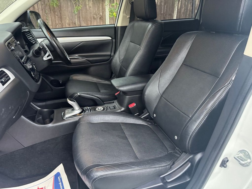 Used Mitsubishi Outlander 2015 for sale - 76367798: Photo 14