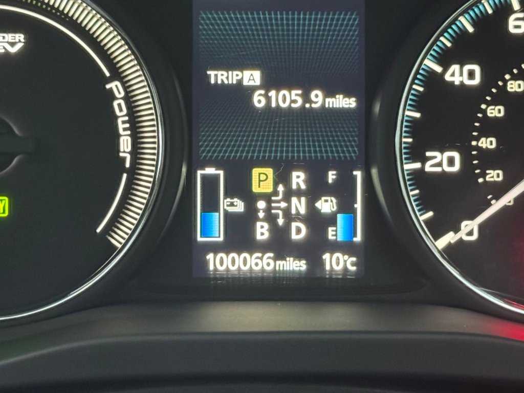 Used Mitsubishi Outlander 2015 for sale - 76367798: Photo 15