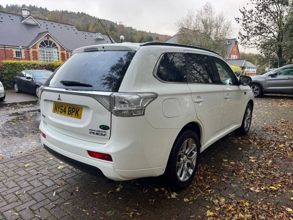 Used Mitsubishi Outlander 2015 for sale - 76367798: Photo 4