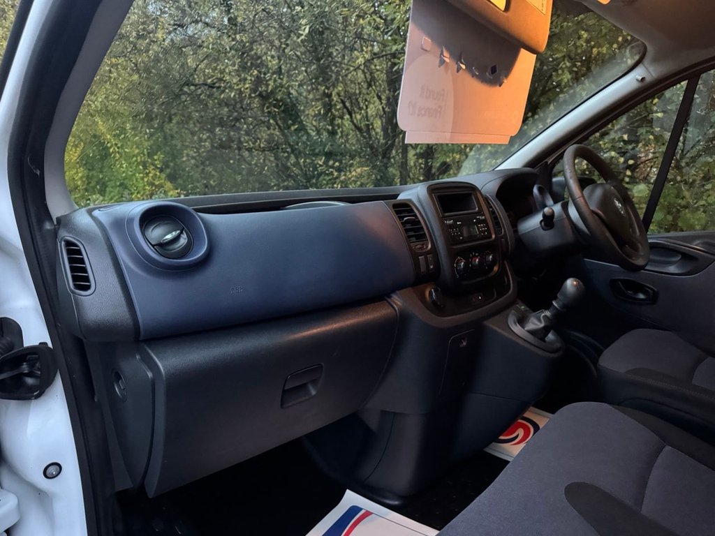 Used Vauxhall Vivaro 2018 for sale - 76454144: Photo 11