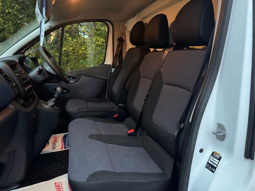 Used Vauxhall Vivaro 2018 for sale - 76454144: Photo 13