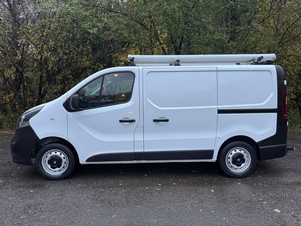 Used Vauxhall Vivaro 2018 for sale - 76454144: Photo 2