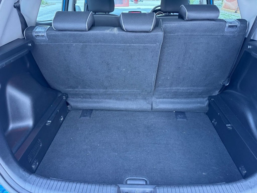 Used Kia Venga 2011 for sale - 77110548: Photo 12