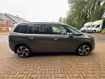 Used Citroen C4 Grand Picasso 2017 for sale - 76162733: Photo
