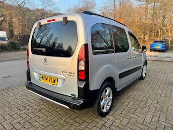Used Peugeot Partner Tepee 2014 for sale - 77747906: Photo