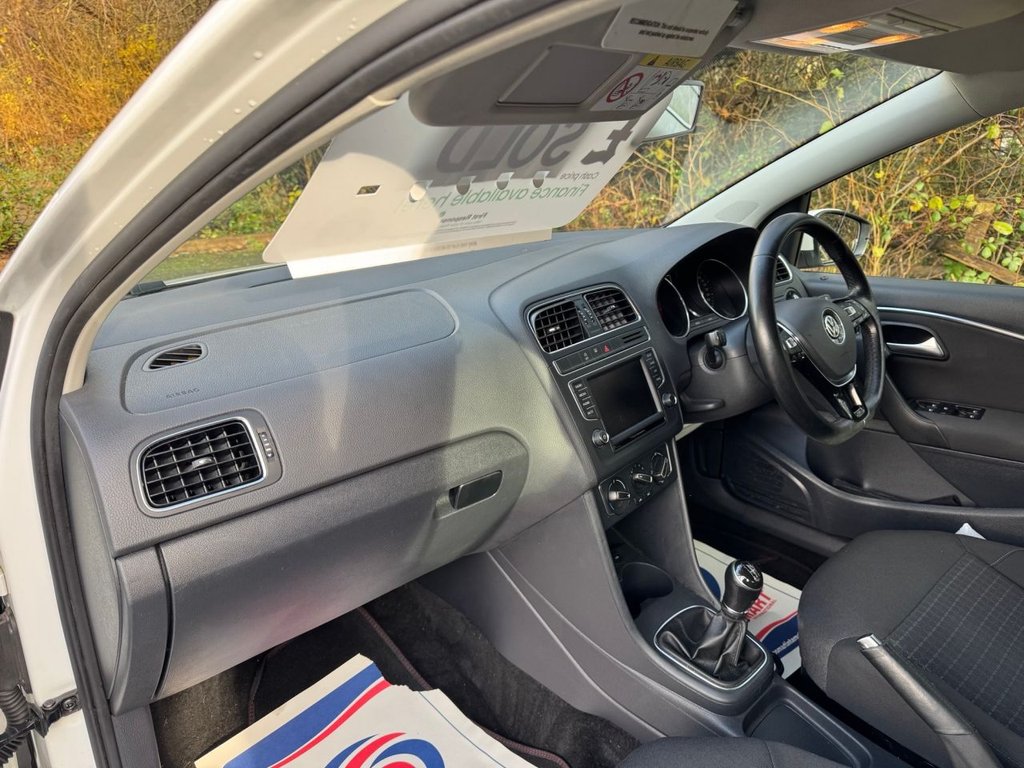 Used Volkswagen Polo 2014 for sale - 76797980: Photo 11