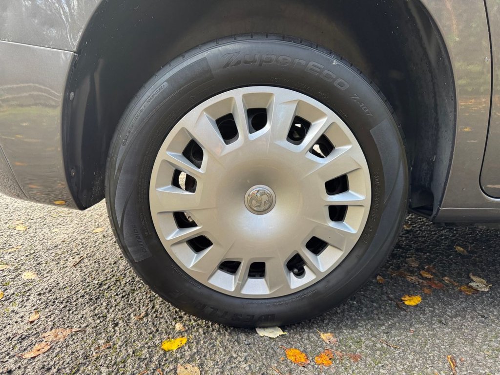 Used Vauxhall Combo Life 2018 for sale - 76797820: Photo 18