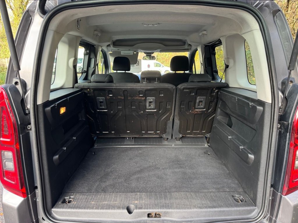 Used Vauxhall Combo Life 2018 for sale - 76797820: Photo 9
