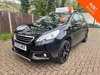 Used Peugeot 2008 2015 for sale - 78272397: Photo