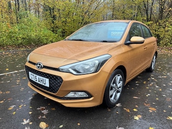 Used Hyundai i20 2015 for sale - 76470341: Photo