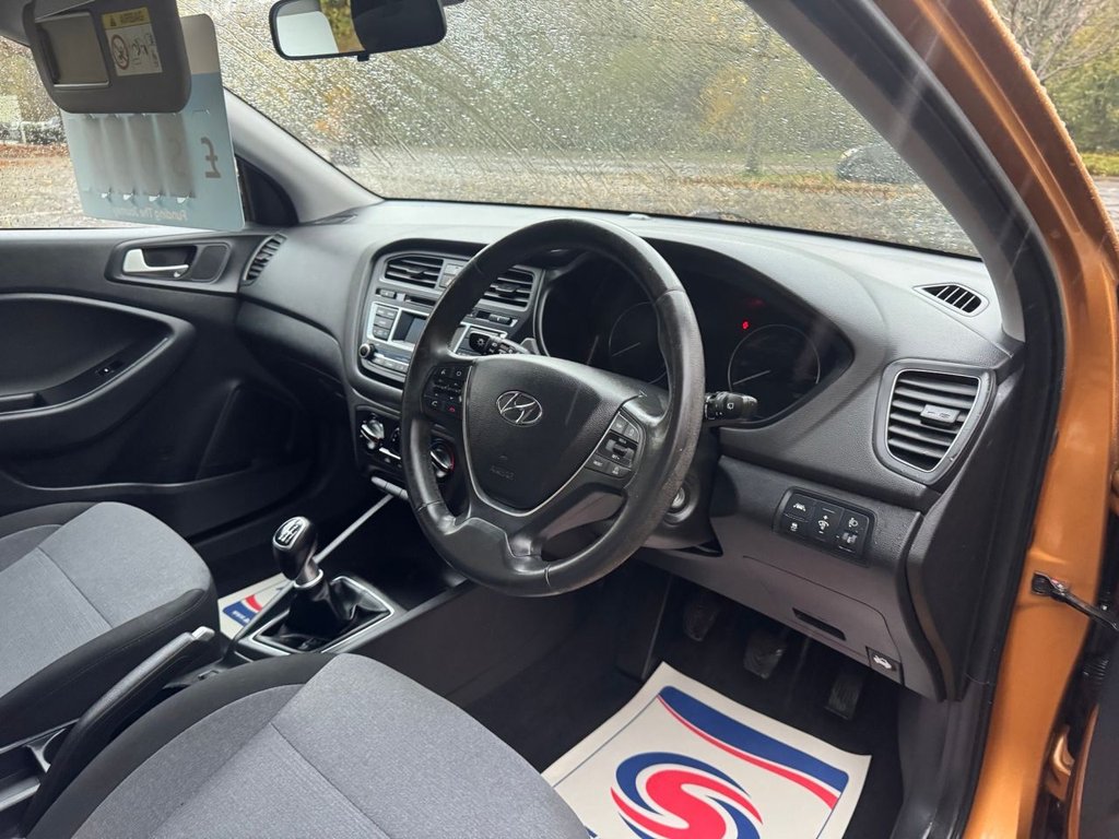 Used Hyundai i20 2015 for sale - 76470341: Photo 8