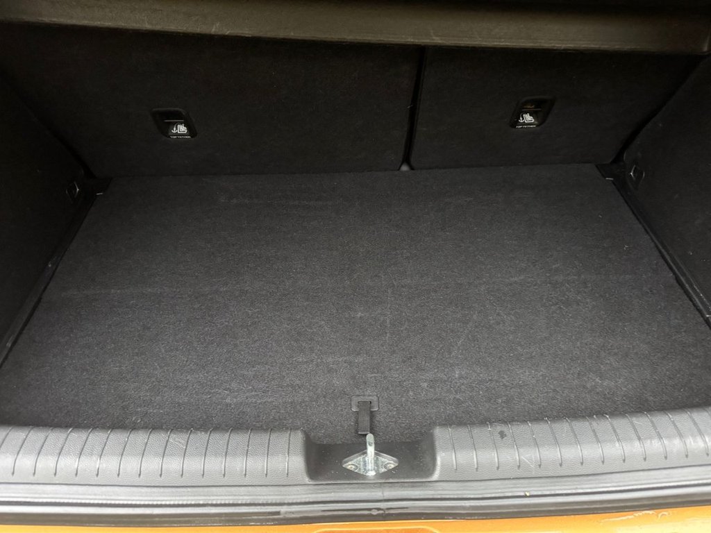 Used Hyundai i20 2015 for sale - 76470341: Photo 9