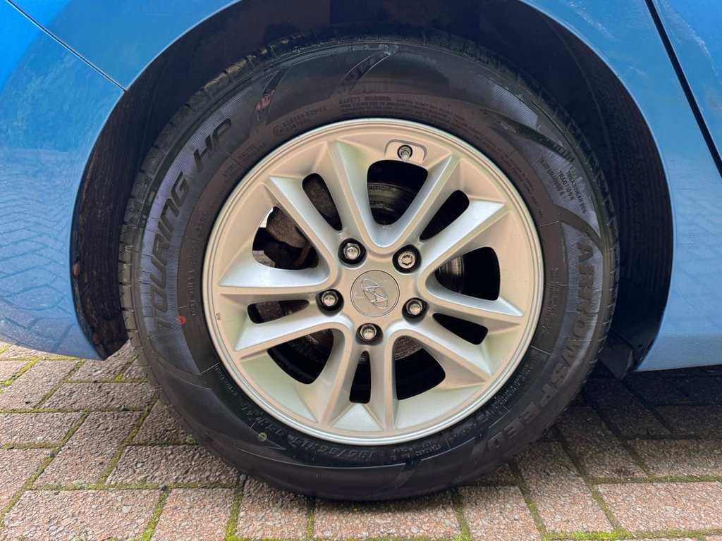 Used Hyundai i30 2015 for sale - 76147839: Photo 16