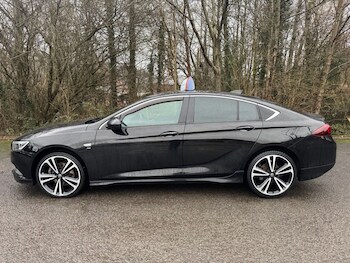 Used Vauxhall Insignia 2017 for sale - 77263675: Photo