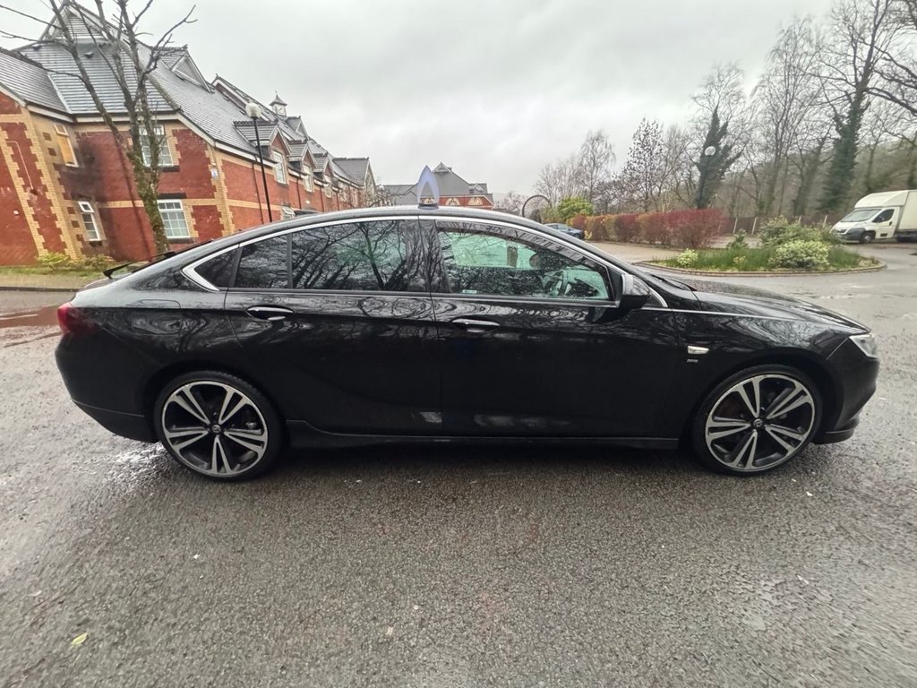 Used Vauxhall Insignia 2017 for sale - 77263675: Photo 7