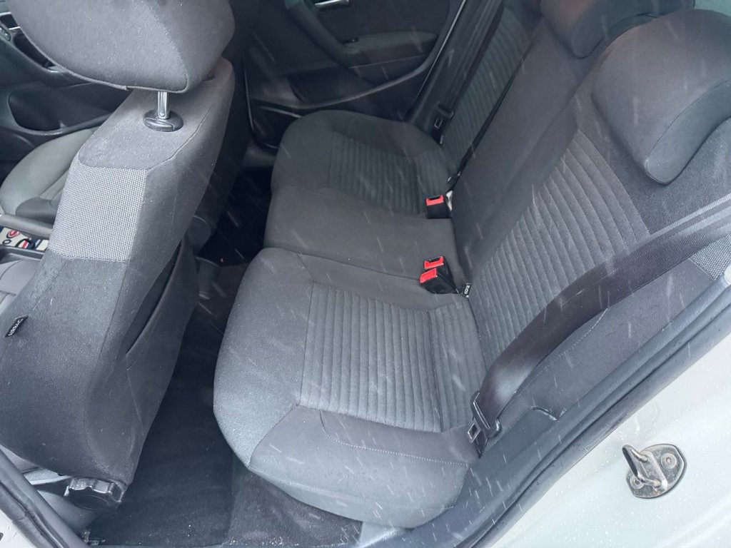 Used Volkswagen Polo 2012 for sale - 76973372: Photo 15