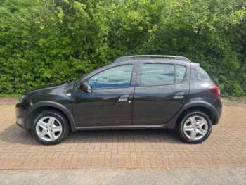 Used Dacia Sandero Stepway 2015 for sale - 74592890: Photo