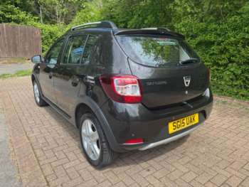 Used Dacia Sandero Stepway 2015 for sale - 74592890: Photo