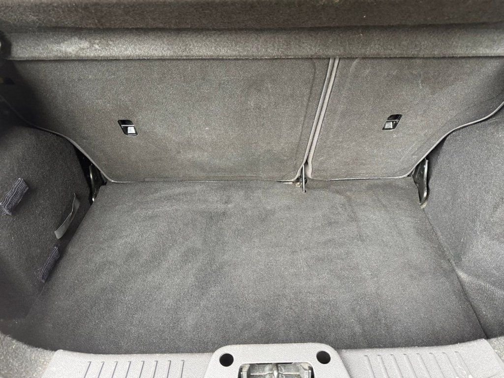 Used Ford Fiesta 2013 for sale - 76333500: Photo 10