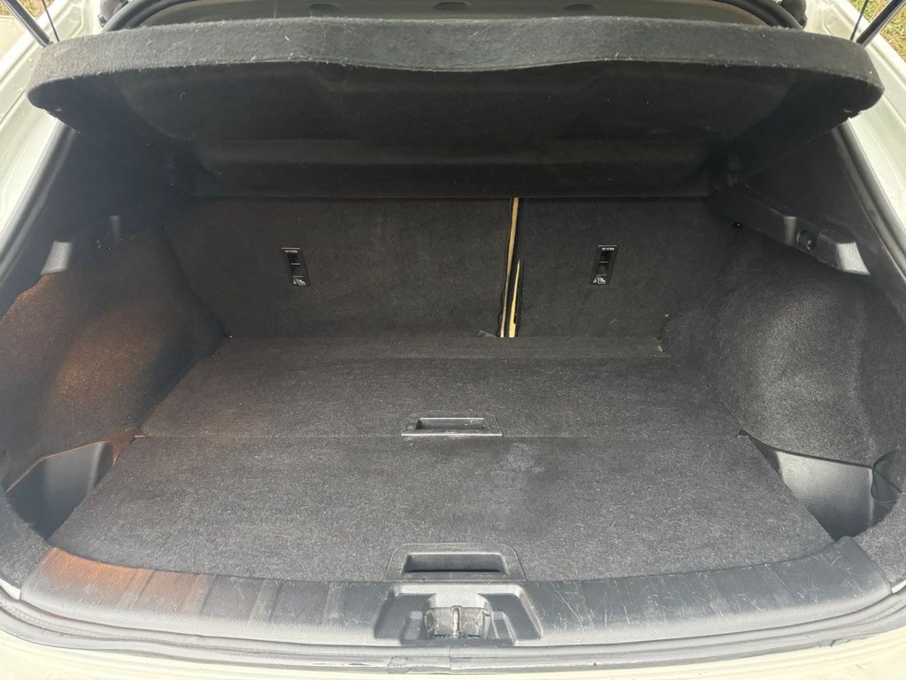 Used Nissan Qashqai 2016 for sale - 77263590: Photo 12