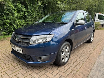 Used Dacia Sandero 2015 for sale - 79275876: Photo
