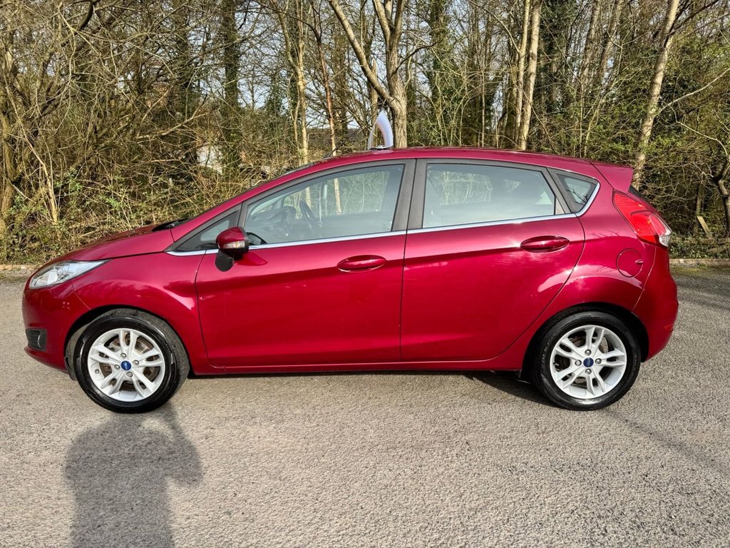 Used Ford Fiesta 2015 for sale - 77967253: Photo 2