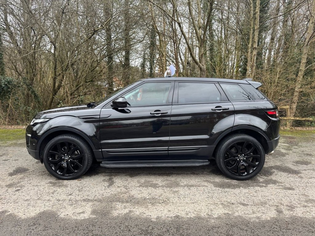 Used Land Rover Range Rover Evoque 2015 for sale - 77667473: Photo 2