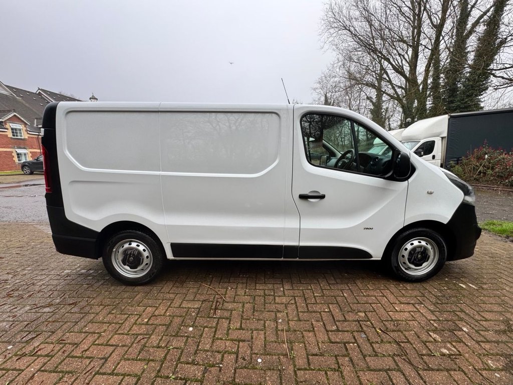 Used Vauxhall Vivaro 2016 for sale - 77806883: Photo 7