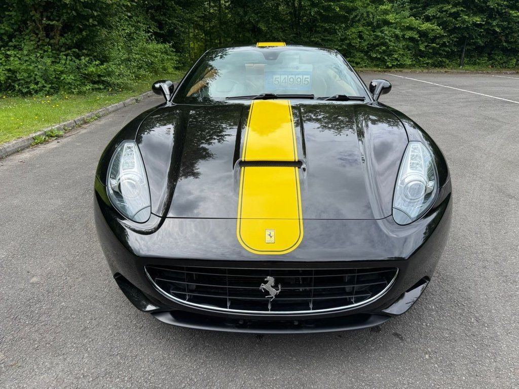 Used Ferrari California 2011 for sale - 76496529: Photo 11