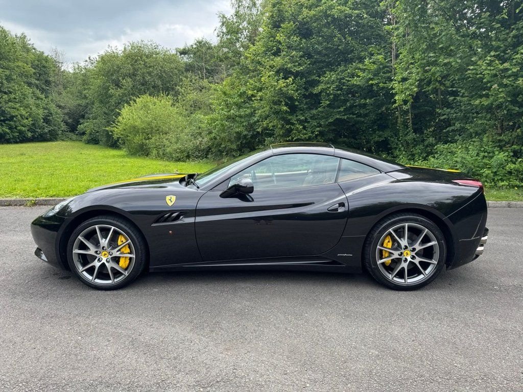 Used Ferrari California 2011 for sale - 76496529: Photo 21
