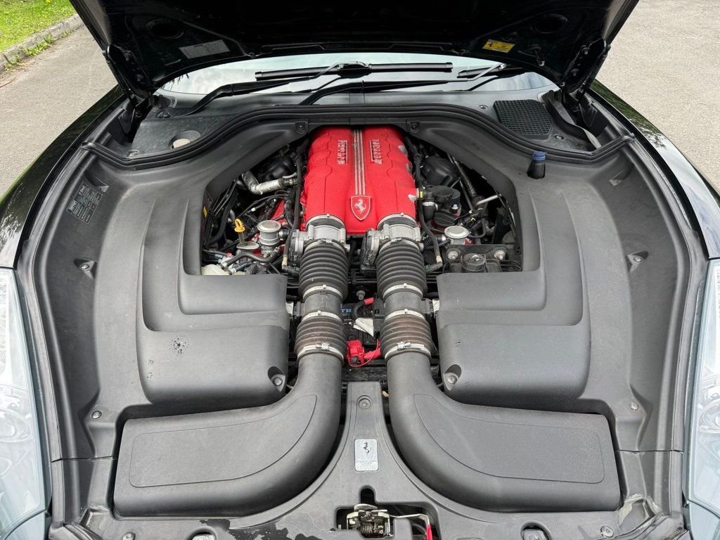 Used Ferrari California 2011 for sale - 76496529: Photo 6