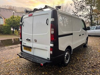 Used Vauxhall Vivaro 2018 for sale - 76496241: Photo