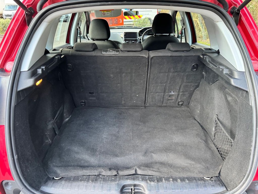 Used Peugeot 2008 2018 for sale - 77436838: Photo 8