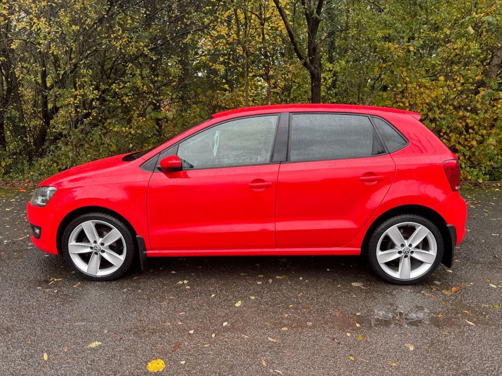 Used Volkswagen Polo 2011 for sale - 76481770: Photo 2