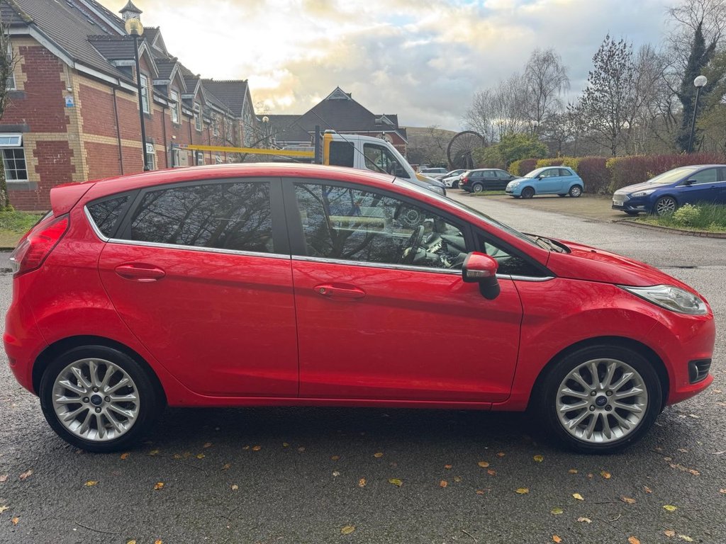 Used Ford Fiesta 2014 for sale - 76686394: Photo 5